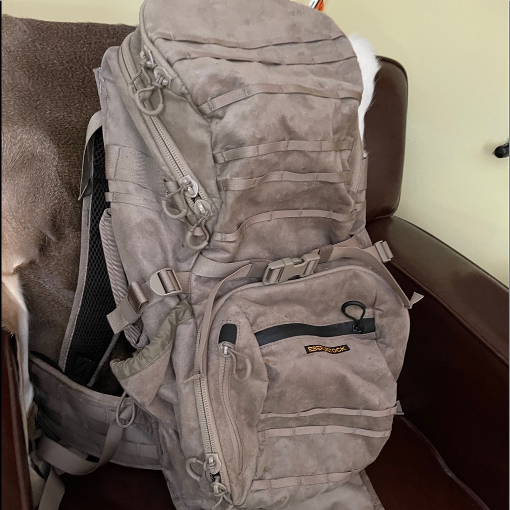 Eberlestock X1 Euro Hunting Backpack and 3L Hydration Bladder
